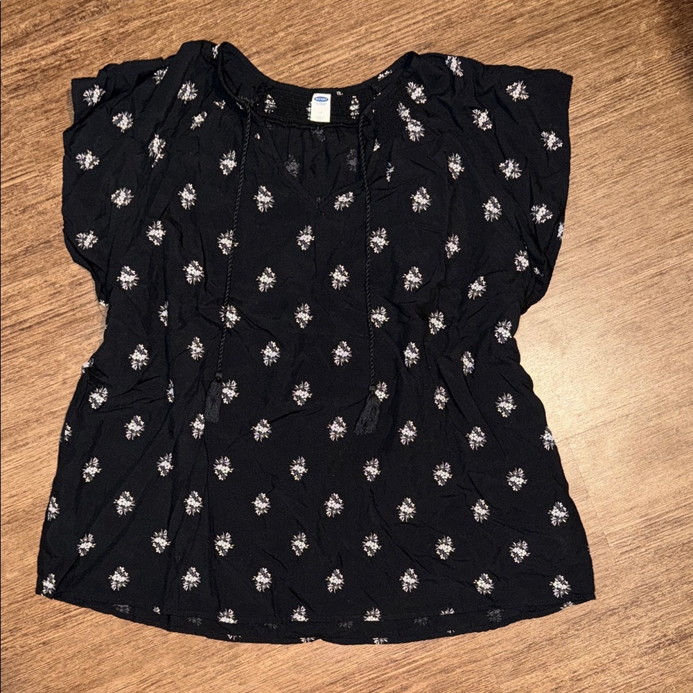 Old Navy Black Floral Tie-Neck Blouse